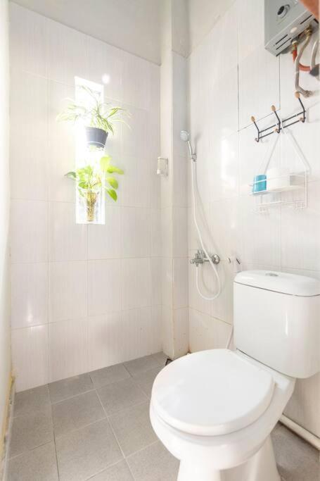 Teras Sabin Hotel Ngabean Екстериор снимка